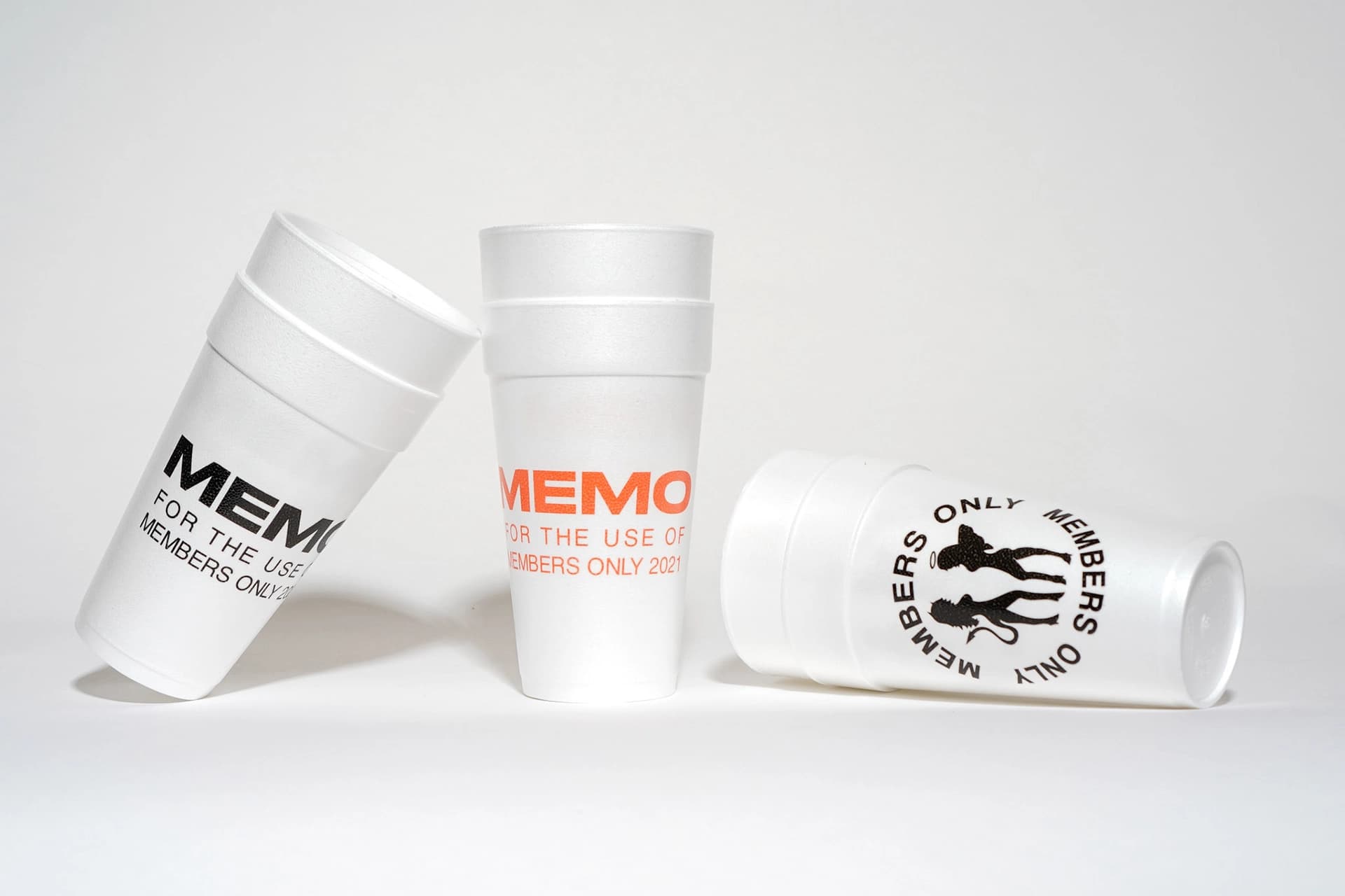 Memo product photography photograph 1